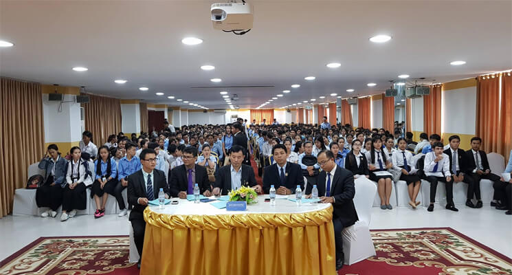 Human Resources University organized an orientation workshop